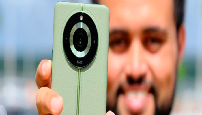 An undated image shows the Realme 11 Pro 5G. — Realmecommunity