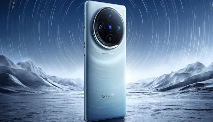 An undated image illustrating a Vivo X100 Pro in blue. — Vivo