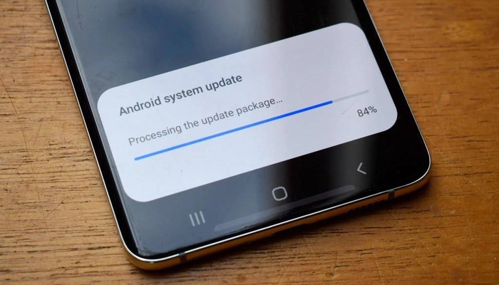 A representational image of Android update being installed in a Samsung mobile. — Samsungmembers