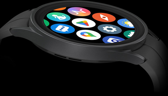 The image shows Samsung Galaxy Watch 5. — Samsung