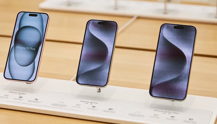 The image shows iPhone 15 Plus, iPhone 15 Pro, and iPhone 15 Pro Max. — Apple