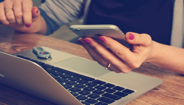 An undated image showing a girl besides a Chromebook. — Pixabay
