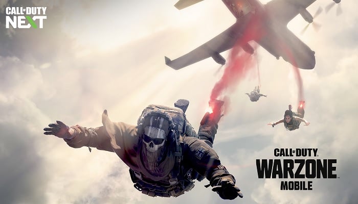 The image is a Call of Duty: Warzone Mobile poster. — Call of Duty