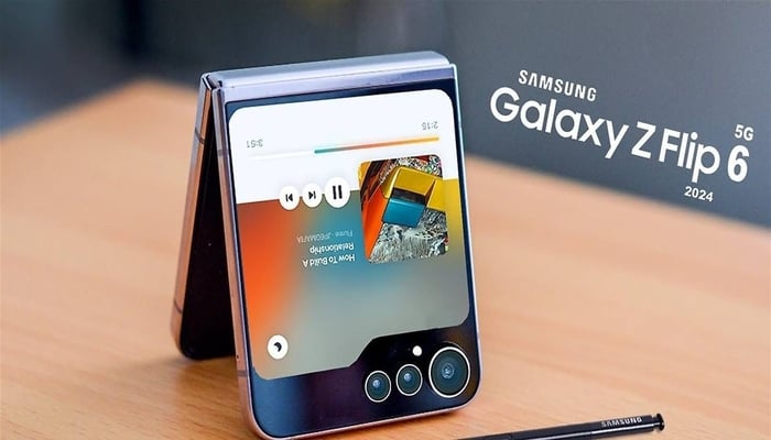 An undated image of the Galaxy Z Flip 6. — Samsung
