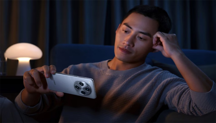An undated image showing a man using Oppo Find X8 Pro. — Oppo
