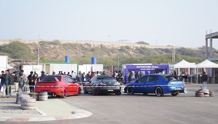 Poeple attend Pakwheels AutoShow in Karachi , on December 25, 2024. — Gadinsider via Syed Taha Nawaz