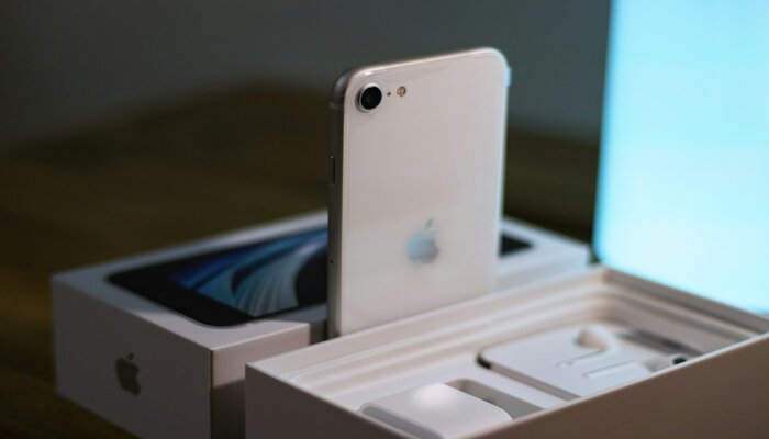 An undated image of iPhone SE. — Unsplash