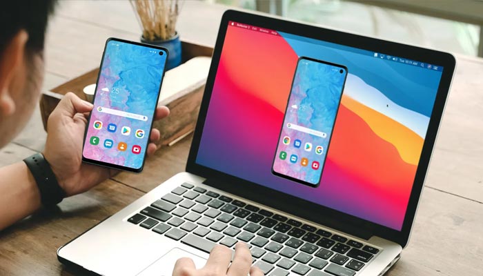 An undated image of person doing Android mirroring on Microsoft Window. — iStock