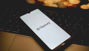 OpenAI brings back GPT-4o as GPT-5 faces criticism