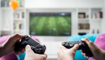 Microsoft may launch free, ad-supported Xbox Cloud Gaming tier soon Microsoft may launch free, ad-supported Xbox Cloud Gaming tier soon