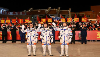 China to take Pakistani astronauts on short-term space missions