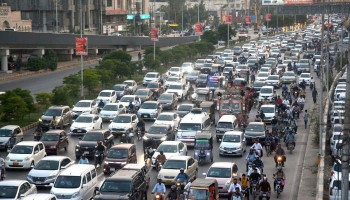 Karachi’s traffic jam crisis: Experts share effective solutions