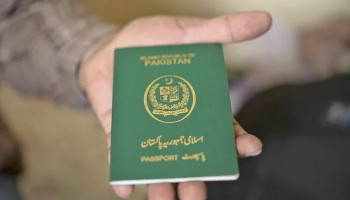 Pakistanis faces travel restrictions despite having legal documents