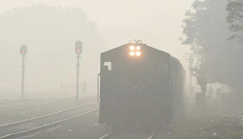 Pakistan Railways updates train schedule amid fog