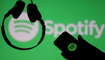 Spotify update brings real-time lyrics to main player screen