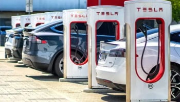 FamouSheen Level 2 Tesla Charger review: Affordable 32A NACS home charging solution