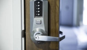 Is the AkaGear DS10 Pro Keyless Entry Door Lock worth buying? Full review