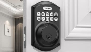 Linkthai vs TEEHO TE001 Keyless Door Lock : Features, performance and specs compared