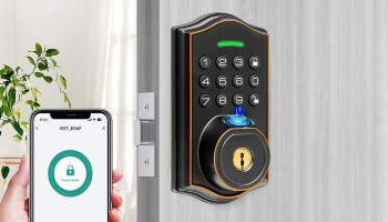 SUBPOT E02 vs TEEHO TE019 Keypad Door Lock: Which smart lock is better in 2026?