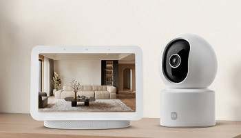 Xiaomi Smart Camera C302 vs Philips Hue Secure: Which security camera is better?