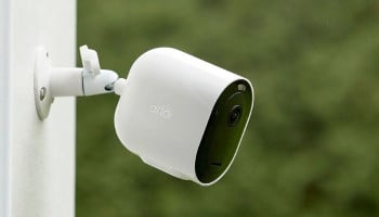Arlo Pro 2K HDR vs CAMSTRO 3K Security Camera: Which security camera is better in 2026?