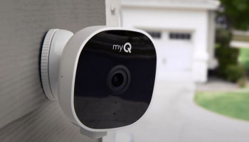 Arlo Essential Whole Home Security Bundle vs myQ Outdoor Battery Camera 3-Pack: Features, specs, and performance compared